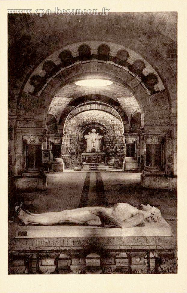 Crypte de la Basilique de St-Ferjeux - Le Christ de Just Becquet